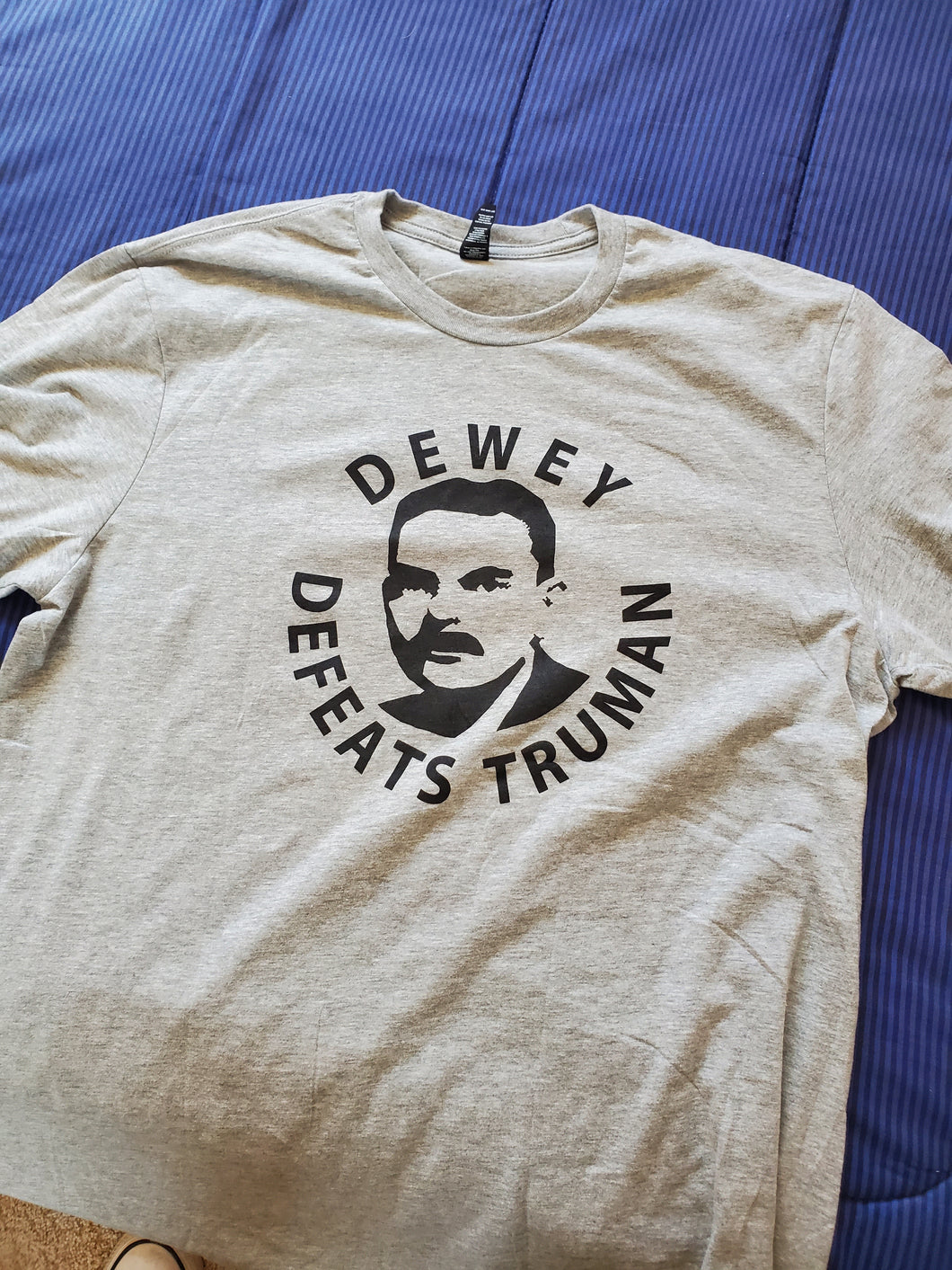 Dewey Defeats Truman Campaign Button T-Shirt